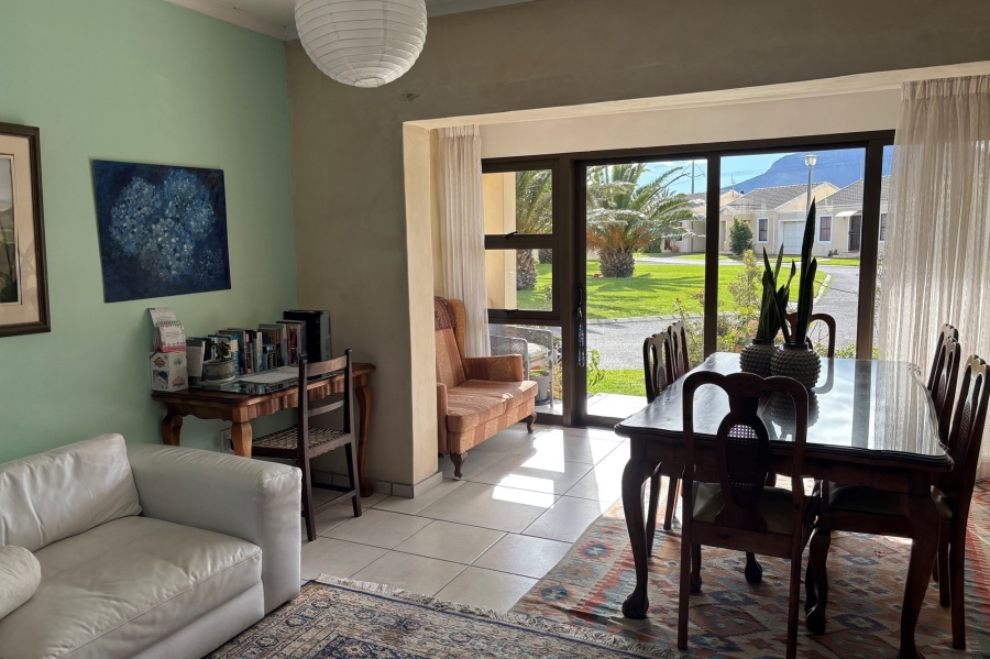 2 Bedroom Property for Sale in Guldenland Western Cape